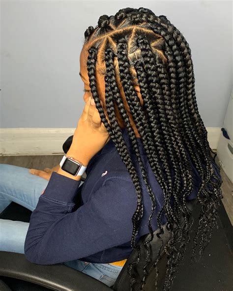 triangular box braids